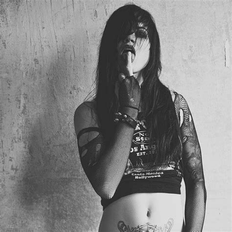 vampire princess raven darkness atarashi black metal girl punk rock girl metal girl