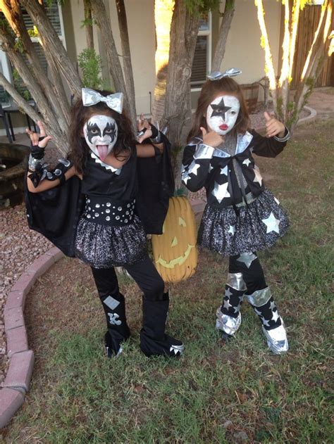 I got into diy projects last year when i made my first halloween costume inspired by katy perry's hershey's kiss concert outfit. Kids halloween kiss costume Russell Simmons and Paul Stanley | Kiss halloween costumes ...