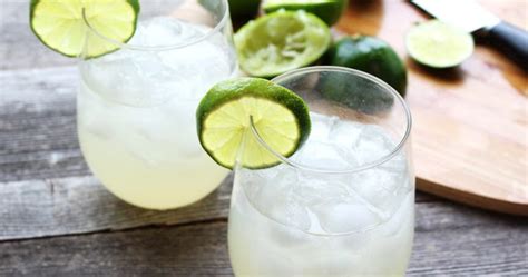 How To Make Raw Honey Limeade Aka The Best Limeade You Have Ever Had