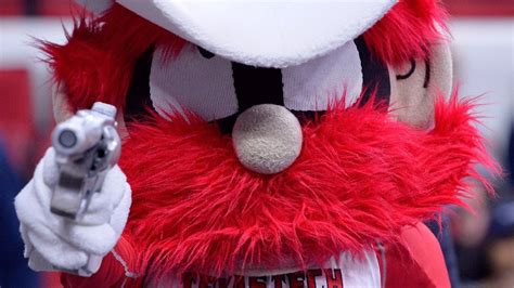 9 Inexplicable Ncaa Basketball Mascots