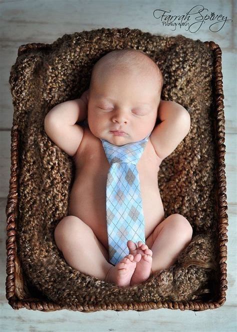 35 Absolutely Adorable Ideas For Your Babys First Photo Shoot In