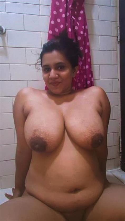 Most Famous Indian Aunty On The Internet 29 Pics Xhamster
