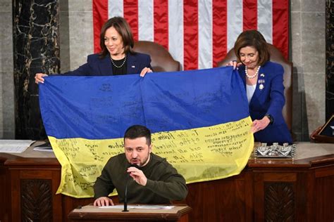 ukraine s zelensky delivers historic speech to congress meets biden in wartime visit to us