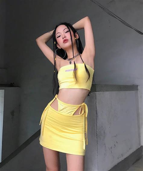 q i q i 🦋🌈 on instagram “🌼🍋🍌🧀🌽🍯 🌻🐣” fashion cute outfits outfits