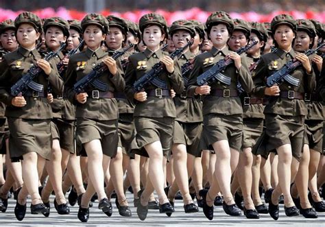 Coreografia Dos Batalhões Femininos Da China E Coreia Do Norte Matéria Incógnita