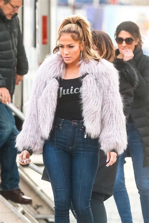 Jennifer Lopez On Hustlers Set In New York City Gotceleb