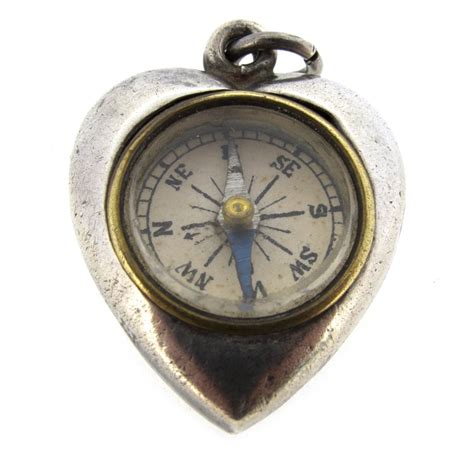 Antique Silver Heart Compass Ar Ullmann