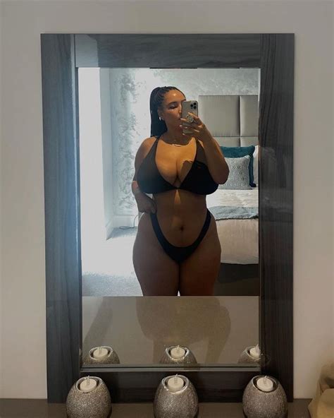 Katelyn Sade Black Bikini Selfie Cufo510