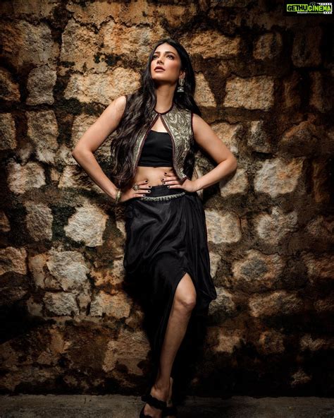 Shruti Haasan Instagram 🌚🧿🖤 In Jade Bymk Styled By Neeraja Kona Asst Stylist Manogna