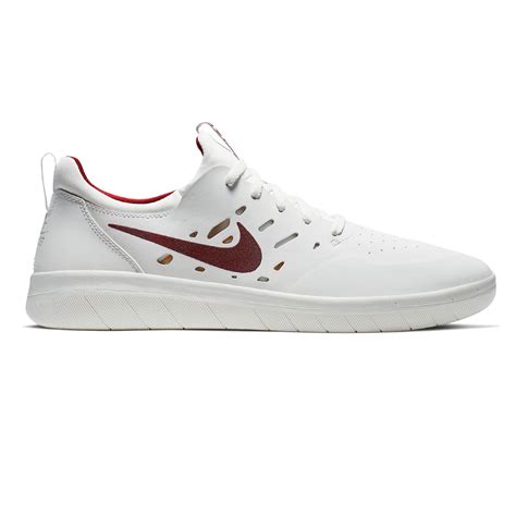 Check spelling or type a new query. Skate topánky Nike SB Nyjah Free summit white/team crimson ...