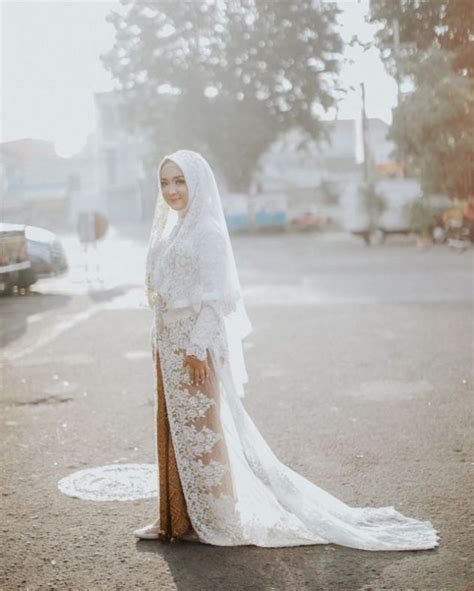 gaun akad nikah putih catering dan paket pernikahan murah jabodetabek surabaya karawang