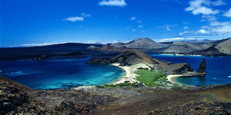 In Photos 10 Reasons To Visit The Galapagos Islands In Spring Huffpost