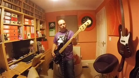 Money bass tab by pink floyd. Pink Floyd - Money (bass cover) - YouTube