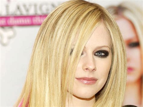 Avril Lavigne Un Album Pour 2017 Actu Avril Lavigne Nrjfr