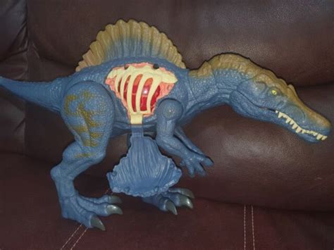 Mattel Jurassic World Battle Damage Spinosaurus Action Figure For Sale