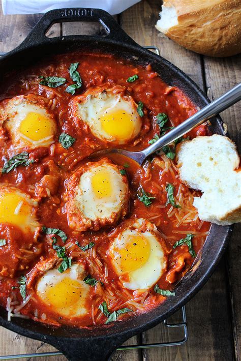 Chinese tomato egg or 番茄炒蛋 is a classic homemade dish at every chinese families dinner table. Eggs in Hell (Shakshuka) - The Cooking Jar