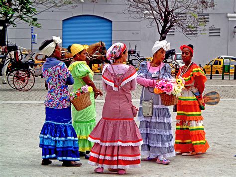 fotos gratis carnaval vistoso cuba festival evento tradicion tradiciones ropa las