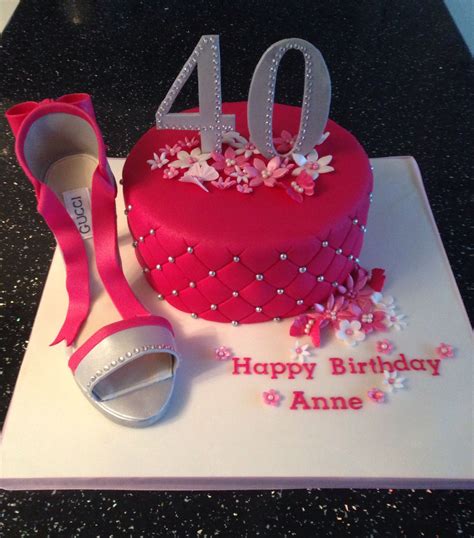 40th Birthday Cake With Fondant Shoe 40th Birthday Cakes Happy