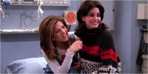 Friends 10 Biggest Ways Rachel Changed From Season 1 To The Finale