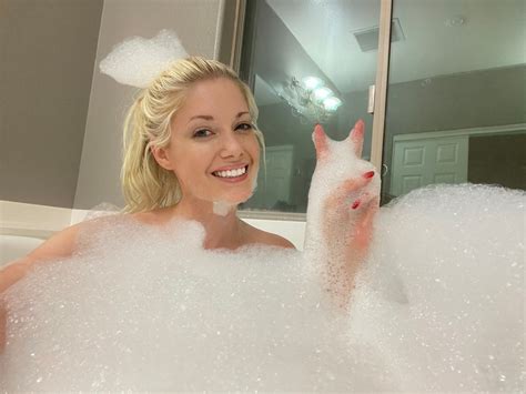 Charlotte Stokely 🐝 On Twitter Last Bubble Bath In The Vegas House