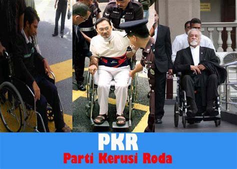 Proses pengundian untuk pilihan raya kecil (prk) tanjung piai sedang dijalankan.walaupun berkerusi roda dan patah tangan, seorang warga emas tidak melepaskan peluang untuk membuang undi di sk serkat. GAMBAR PARTI BERKERUSI RODA....TERMASUK ORANG NYA SEKALI
