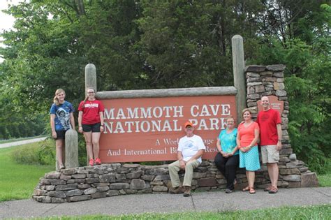 20150618 Classic Cars And Mammoth Cave Traveling Kings