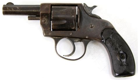 We did not find results for: FOREHAND ARMS F&W DOUBLE ACTION REVOLVER .32 CAL : Lot 5160