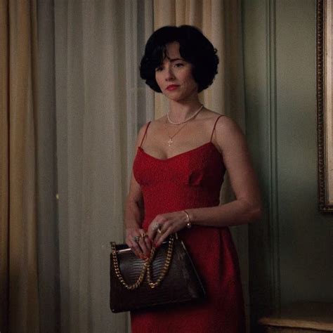 Mad men always finds itself referred to as 'not as good as it was last season.'. Happy Birthday Linda Cardellini! 🥂 #lindacardellini # ...