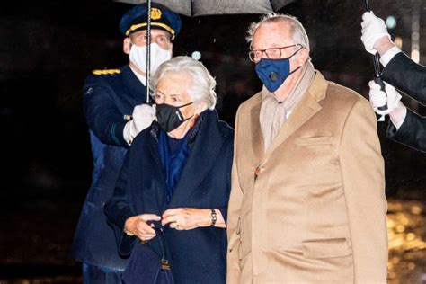 Le concours musical international reine élisabeth se déroule à bruxelles du 14 au 31 mai. Élisabeth de Belgique débute son année à l'armée devant ...