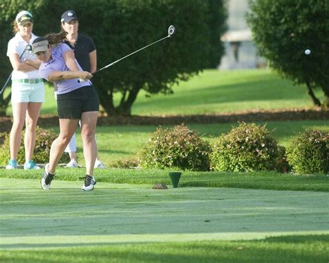 ridgewood s landegren leads after one round at women s state amateur golf championship