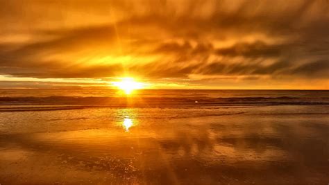 Sunset In The Ocean With Digital Flare Hoodoo Wallpaper