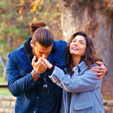 Erkenci Kus Tv Series Episode 25 Can And Sanem Are Lovers Couple Photography Poses Couple