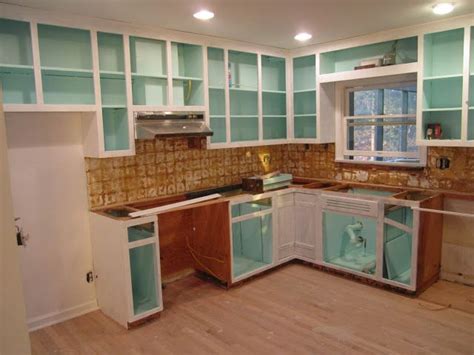 You pick the wrong color. Retro Ranch Reno: Mom & Dad to the Rescue! | Inside ...