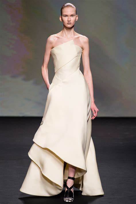 Wedding Dress Inspiration From Christian Dior Fall 2013 Couture 1