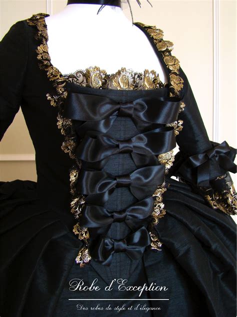 Robe Marie Antoinette Mme De Pompadour Noir Et Or Costume Marie