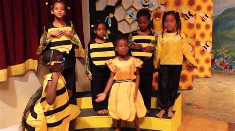 Phoenix Primary School Presents Buzzing Bees A Musical Where All