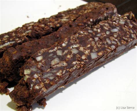 Layers and layers of christmas flavors go into this centerpiece dessert. Make Chocolate Turron for Christmas with This Recipe