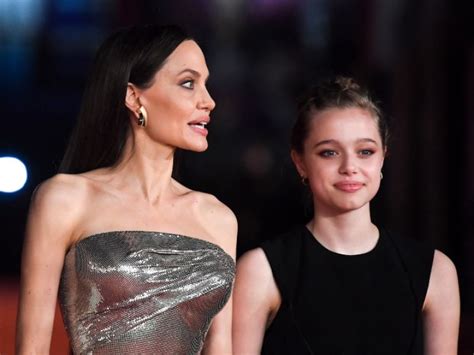 Qui N Fue La Mam De Angelina Jolie Y Por Qu Dicen Que Se Parece A Shiloh Actitudfem