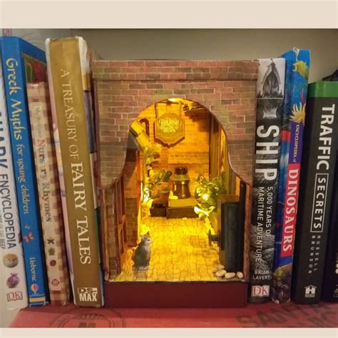 How To Make A Book Nook For Beginners With Bookshelf Insert Patterns Book Nooks Bookshelf