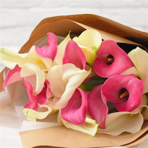 White And Pink Calla Lily Bouquet Flower Delivery