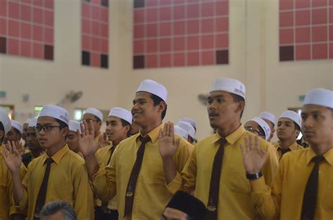 Analisis markah peperiksaan yang ditunjukkan di atas adalah bagi murid tingkatan 5 yang memaparkan keputusan ujian 1 sahaja bagi tahun 2018. Majlis Apresiasi MTQT & Mesyuarat Agung Penubuhan ...