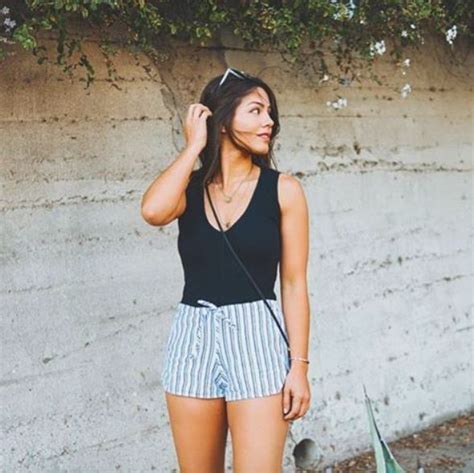 Pin By Mimiievan On Megan Batoon Fashion Fashion Beauty Outfit Goals