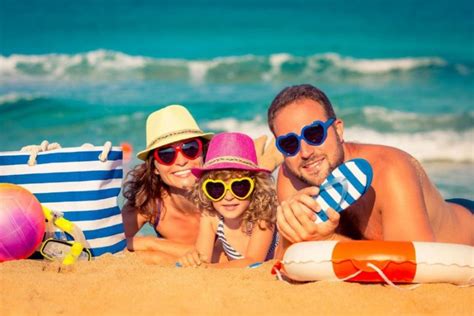 نصائح هامة عند السفر الى الشاطئ لقضاء العطلة الصيفية سائح
