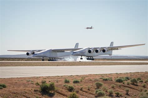 stratolaunch completes historic first flight of aircraft stratolaunch