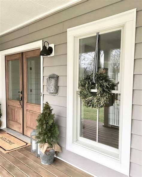 Check out our front door decor selection for the very best in unique or custom, handmade pieces from our home decor shops. 70 Beautiful Farmhouse Front Door Design Ideas And Decor ...