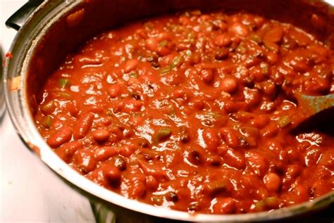 We've got recipes for mince meat, hamburgers, shepherd's pie, stuffed peppers, and more down below. Ground Beef Chili Recipe | Vegan chili recipe, Chili ...