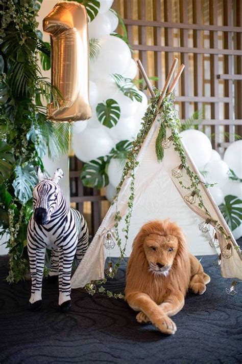 Jungle Safari Theme Birthday Party Images Shower Jungle Glam Tropical