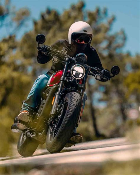 CF Moto 450 CL-C: A moto que desafia as 400 da Triumph