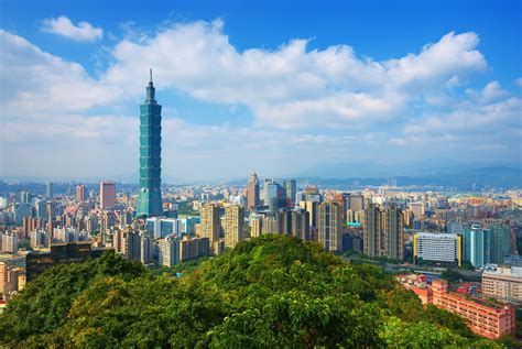 Taipei was founded in the early 18th century and became an important center for overseas trade in however, the familiarity of the longstanding taipei spelling led government authorities to retain it as. Explore Taipei by Running - 5 Must-Do Routes For All Tourists | JustRunLah!
