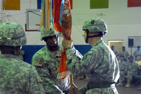 304th Signal Battalion Welcomes New Commander Article The United